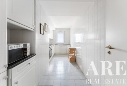 Apartment 2-bedroom for sale in Beato, Lisbon