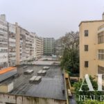 Apartment 3-bedroom for sale in Campo Pequeno, Avenidas Novas, Lisbon - gallery image