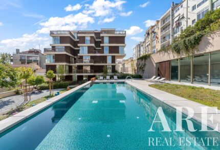 Apartment 2-bedroom for sale in Graça, Lisbon