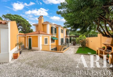 Villa 4-bedroom for sale in Bicesse, Cascais, Lisbon, ARE39181