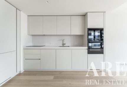 Apartment 2-bedroom for sale in Parque das Nações, Lisbon &bull; ARE39730