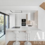 Duplex Apartment 3-bedroom for sale in Monte Estoril, Cascais, Greater Lisbon &bull; ARE39610 - gallery image