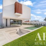 Villa 5-bedroom for sale in Cascais, Greater Lisbon &bull; ARE39454 - gallery image