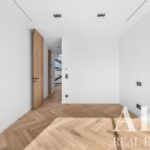 Villa 5-bedroom for sale in Cascais, Greater Lisbon &bull; ARE39454 - gallery image