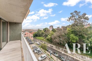 Apartment 3-bedroom for sale in Amoreiras, Lisbon &bull; ARE39707