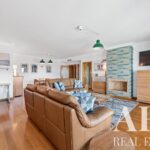 Apartment 4-bedroom for sale in Estoril, Cascais, Greater Lisbon &bull; ARE39830 - gallery image