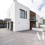 Villa 4-bedroom for sale in Quinta das Patinhas, Cascais, Greater Lisbon &bull; ARE38030 - gallery image