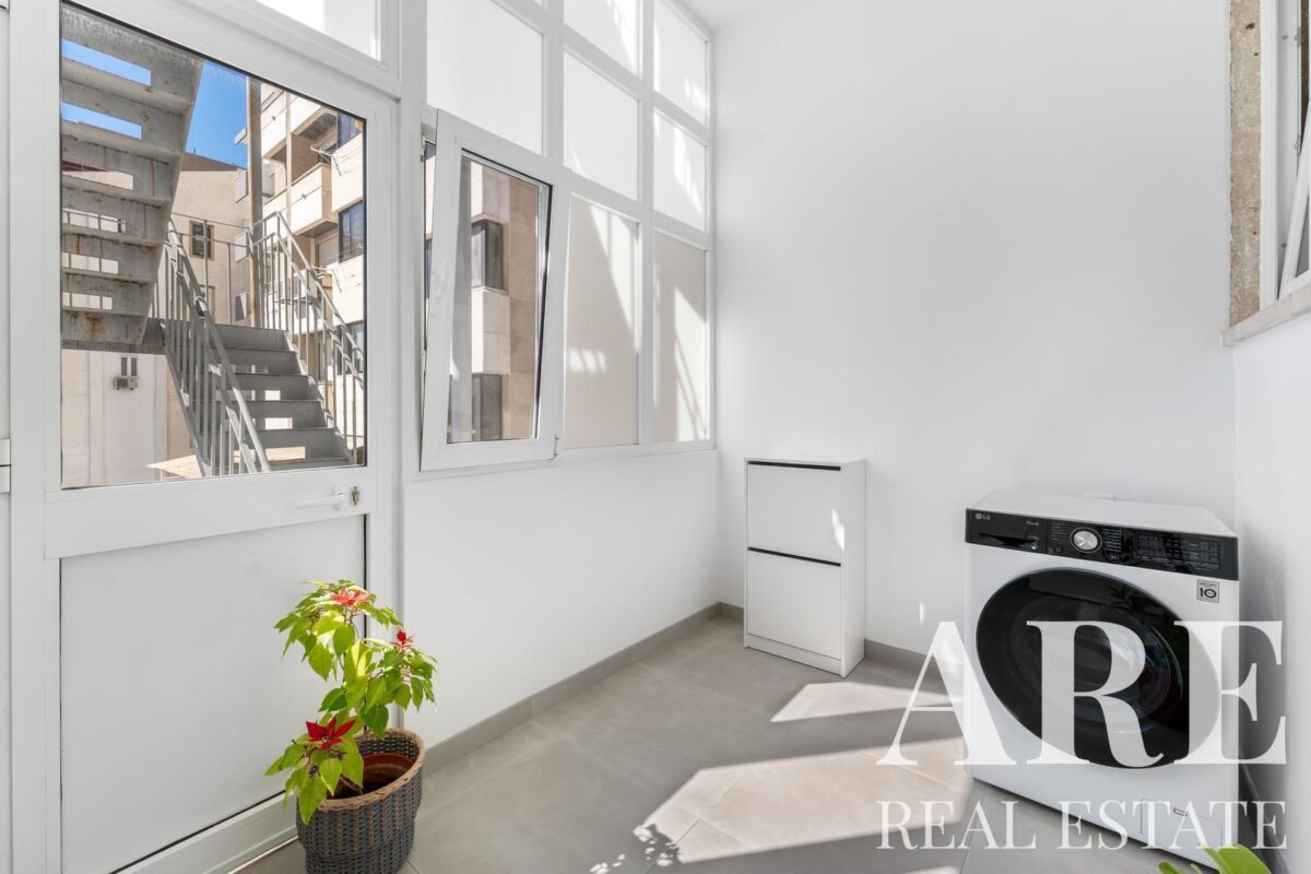 Apartment 3-bedroom for sale in Avenidas Novas, Lisbon • ARE39868
