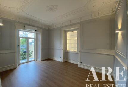 Apartment 4-bedroom for sale in Avenidas Novas, Lisbon &bull; ARE39958