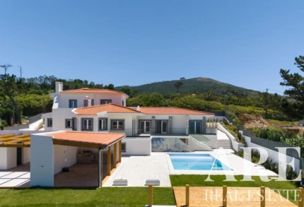 Villa 6-bedroom for sale in Azóia, Sintra, Greater Lisbon &bull; ARE40215