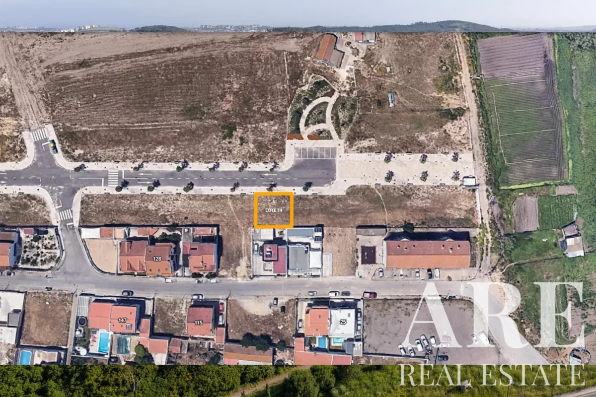 Land for sale in Montijo, Setubal • ARE39896