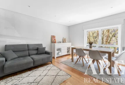 Apartment 2-bedroom for sale in Telheiras, Lisbon &bull; ARE39929