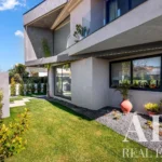 Villa 3-bedroom for sale in Aroeira, Almada, Setubal &bull; ARE39206 - gallery image