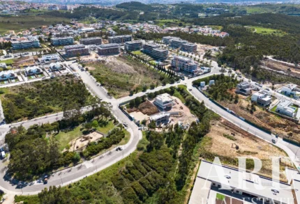 Land for sale in Belas Clube de Campo, Lisbon &bull; ARE40116