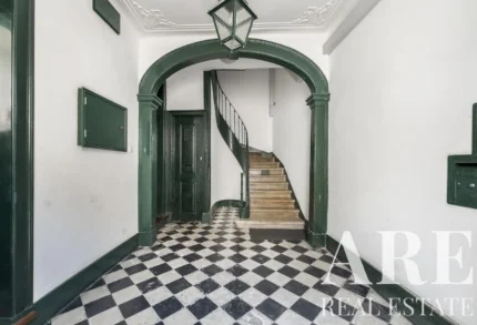 Apartment 2-bedroom for sale in Bairro Alto, Lisbon &bull; ARE37204