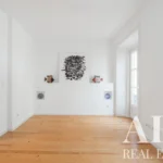 Apartment 2-bedroom for sale in Graça, Lisbon &bull; ARE40174 - gallery image