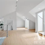 Duplex Apartment 3-bedroom for sale in Centro Histórico Cascais, Cascais, Greater Lisbon &bull; ARE40193 - gallery image