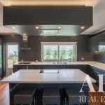 Villa 5-bedroom for sale in Estoril, Cascais, Greater Lisbon &bull; ARE37350 - gallery image