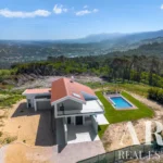 Villa 4-bedroom for sale in Almoçageme, Sintra, Greater Lisbon &bull; ARE40165 - gallery image