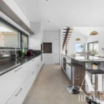 Villa 4-bedroom for sale in Almoçageme, Sintra, Greater Lisbon &bull; ARE40165 - gallery image