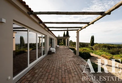 Villa 7-bedroom for sale in Azoia, Sesimbra, Setubal &bull; ARE37739