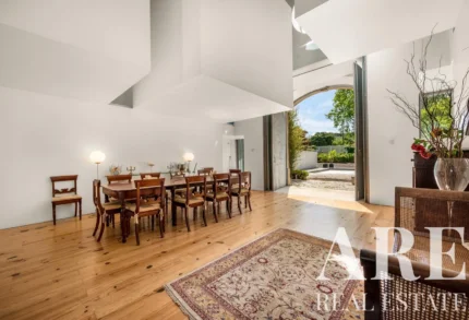 Villa 5-bedroom for sale in 2925-486 &bull; ARE40235