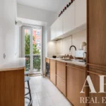 Apartment 3-bedroom for sale in Santos, Lisbon &bull; ARE40197 - gallery image