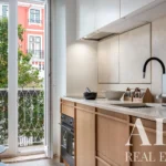 Apartment 3-bedroom for sale in Santos, Lisbon &bull; ARE40197 - gallery image