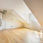 Duplex Apartment 3-bedroom for sale in Saldanha, Lisbon &bull; ARE40209 - gallery image