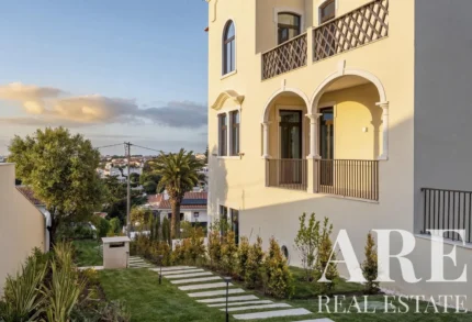 Apartment 3-bedroom for sale in Galardi, Monte Estoril, Cascais, Greater Lisbon &bull; ARE33216