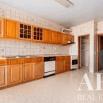 Top Floor Apartment 5-bedroom for sale in Quinta das Palmeiras, Oeiras, Greater Lisbon &bull; ARE40167 - gallery image