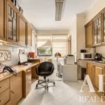 Apartment 3-bedroom for sale in Praça de Espanha, Lisbon &bull; ARE40312 - gallery image