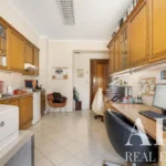 Apartment 3-bedroom for sale in Praça de Espanha, Lisbon &bull; ARE40312 - gallery image