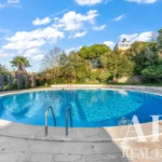 Apartment 4-bedroom for sale in Parque das Mil Flores development, Sete Rios, Lisbon &bull; ARE39219 - gallery image
