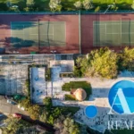 Apartment 4-bedroom for sale in Parque das Mil Flores development, Sete Rios, Lisbon &bull; ARE39219 - gallery image