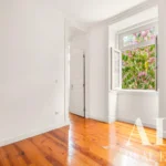 Apartment 3-bedroom for sale in Castelo, Lisbon &bull; ARE40283 - gallery image