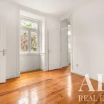 Apartment 3-bedroom for sale in Castelo, Lisbon &bull; ARE40283 - gallery image