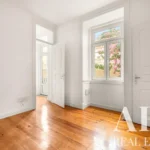Apartment 3-bedroom for sale in Castelo, Lisbon &bull; ARE40283 - gallery image