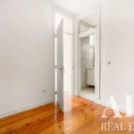 Apartment 3-bedroom for sale in Castelo, Lisbon &bull; ARE40283 - gallery image
