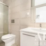 Apartment 3-bedroom for sale in Castelo, Lisbon &bull; ARE40283 - gallery image