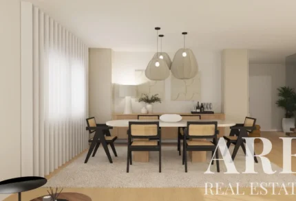 Villa 4-bedroom for sale in São Pedro do Estoril, Cascais, Greater Lisbon &bull; ARE40344