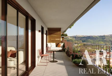 Apartment 3-bedroom for sale in Cidade Jardim 1965 | OLIVEIRA, Santo António dos Cavaleiros, Loures, Greater Lisbon &bull; ARE40370