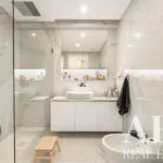 Apartment 4-bedroom for sale in Carcavelos, Cascais, Greater Lisbon • ARE40382 - gallery image