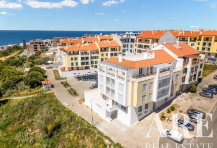 Apartment 3-bedroom for sale in Ericeira, Mafra, Greater Lisbon &bull; ARE40343