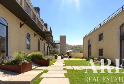 Apartment 2-bedroom for sale in Villa Gravato, Miraflores, Oeiras, Greater Lisbon &bull; ARE39067