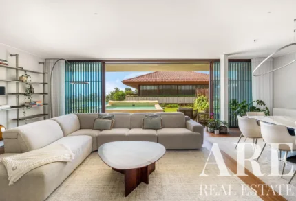 Apartment 3-bedroom for sale in Cascais, Greater Lisbon &bull; ARE40113