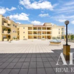 Apartment 4-bedroom for sale in Linhó, Sintra, Greater Lisbon &bull; ARE40173 - gallery image