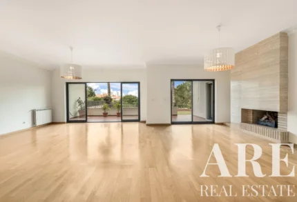 Apartment 3-bedroom for sale in Belas Clube de Campo, Sintra, Greater Lisbon &bull; ARE40340