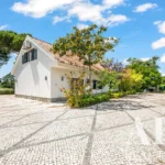 Farmhouse for sale in Lagoa de Albufeira, Sesimbra, Setubal • ARE40655 - gallery image