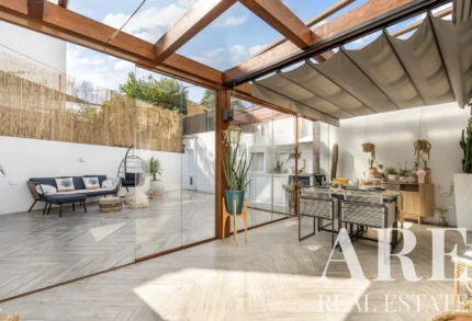 Villa 4-bedroom for sale in Encarnação, Lisbon &bull; ARE40381